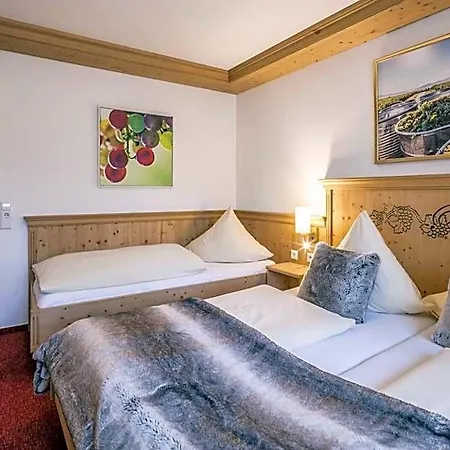 - Landgasthof Rebstock Szálloda