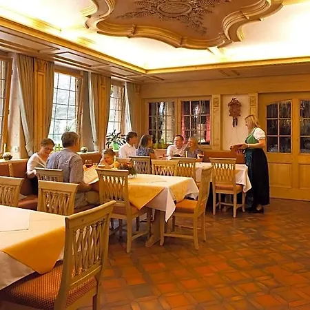 - Landgasthof Rebstock 3*